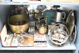 A 19th century brass jam pan, w29cm, sold together with a set of 4 pewter tankards, a part silver