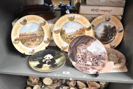 A Romeo & Juliet collector's plate of two lovers, w21cm, sold together with 3 Seltmann Weiden plates