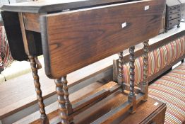 An early 20th Century oak gateleg occasional table having twist frame, width approx. 77cm