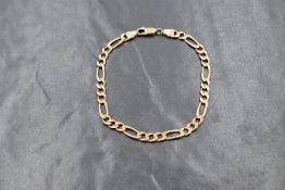 A 9ct gold figaro link bracelet, marked 375, 20cm, 6.1g