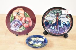 A Moorcroft pottery 'Favrile' pattern pin dish, decorated in the Art Nouveau style with dragonfly,