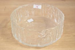 A circular glass bowl having textured pattern, h19.5cm