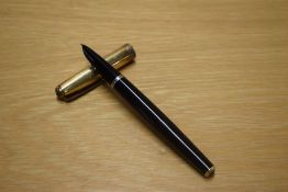 A Parker 51 vacumatic fill fountain pen in Black with Gold Filled cap with Blue Diamond clip