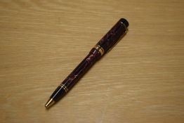 A Parker Duofold rare push top Ballpoint pen in Maroon Marble
