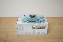 A Brooklin Models The Brooklin Collection 1:43 scale die-cast, BRK 126 1936 Pierce-Arrow