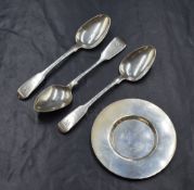 An Elizabeth II silver pin dish, of plain circular form, 8.2cm diameter, marks for London 1953,