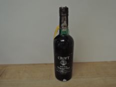 Croft 1970 Vintage Port, bottled 1972, no strength or capacity stated, level top of shoulder