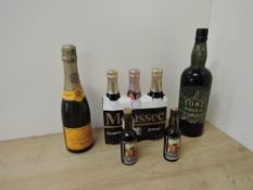 Mixed Alcohol, Veuve Clicquot Ponsardin Brut Champagne, no strength or capacity stated, Stones