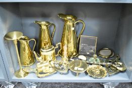 A quantity of brass ware, to include a kettle, 3 pitchers, bell and candlestick ect, (19)