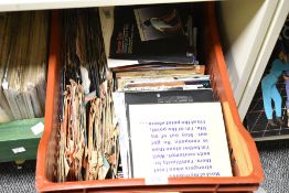 A quantity of 7' records, to include Elvis, Rock, Pop and more