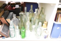 A quantity of vintage bottles, to include a Silloth Mineral Water glass bottle, an Old Fashioned