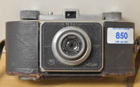 An Acies viewfinder camera by FAF in Italy with an Elinar 1:5,6 5cm lens. In need of a good clean