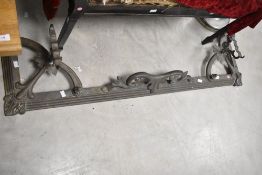 An Antique brass ornate fire fender, internal dimensions approx. 120 x 29cm