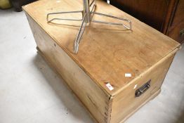 A traditional pine bedding box, width approx. 102cm