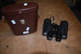 A pair of Carl Zeiss Jenna 10 x 50 binoculars in great condition in a fitted leather case