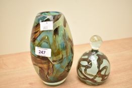 An attractive Mdina glass vase, of ovoid form with typical design, signed to base 17.5cm sold