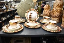 A Royal Crown Derby 'Imari' pattern tea service having painted pattern no '8450' to base, comprising