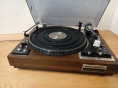 A Marantz Turntable Servo Control / Automatic 6200 - a very desirable vintage turntable in excellent