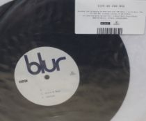 A Blur ' Live and the BBC ' 4 track EP in Ex - comes in original sleeve 2019 press of 1994