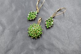 A 9ct gold green chrome diopside multi cluster pendant having a clip loop (no chain) with matching