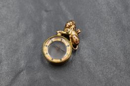A 9ct rose gold compass fob having a moulded lion terminal, pointers present but loose, approx 5.