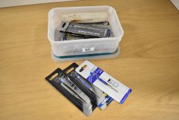 A box of 18 Parker ball pen gel refills