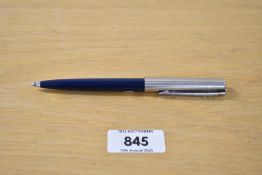 A Parker 15 Mixy ballpoint pen in blue