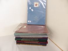 AUSTRALIA 1981-91 YEAR BOOKS ALL COMPLETE WITH SLIP CASES 11 Australian year books dating 1981-91.