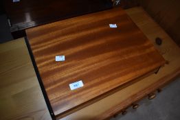 A canteen containing silver plated cutlery, makers mark for 'Flexfit', w39cm x d29cm