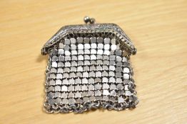 A vintage chain mail style purse of small proportions, width approx. 6cm
