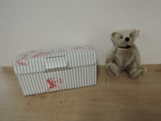 Steiff Bear, Modern Mohair Danbury Mint Exclusive Limited Edition 690662 The Armistice Centenary
