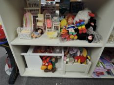 Modern Dolls, Beanies and Accessories, TY Beanie Bears, Noddy Finger Puppet, Dolls Cribs,