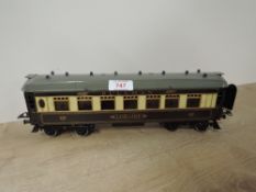 Hornby Tin Plate 0 Gauge Pullman Coach Loraine, in traditional livery