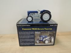 Universal Hobbies 1:16 scale die-cast, Kings Models Ferguson TE20 Estate Tractor, Special Limited