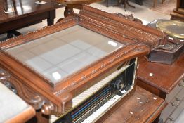A mahogany wall mirror in the Victorian style , approx. 80 x 51cm