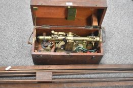 WW1-period 1916 Director No5 MKI Artillery Gun Sight, made by E.R Watts & Son. A superb example of a