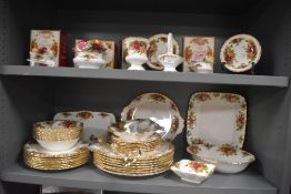 A Royal Albert Old Country Rose pattern dinner service, to include soup bowls and plates ect
