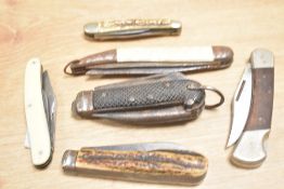 A quantity of vintage pocket knives, (6)