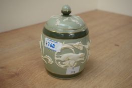 A James Macintyre & Co limited Washington Faience jar with cover Condition report: Damaged