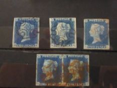 GB 1840 2D BLUE - RANGE OF 4 MARGIN EXAMPLES IN CARD, INCLUDING PAIR Card with 5 2d blues from