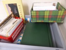 GB & SOME WORLD COLLECTION MIX OF COVERS, ALBUM, SOUVENIR BOOK Ecelctic mix of bits and bobs,