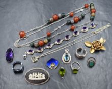 A selection of modern silver and white metal jewellery including a silver gilt rose brooch, single
