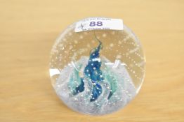 A Caithness Fountain glass paperweight, h7cm, sold together with a Caithness Splashdown glass