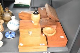 A mixed lot of late 20th century to modern decorative items, including wooden hinged cigar boxes,