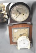 A 1940s mahogany mantel clock by Goldsmiths & Silversmiths Co. Ltd., London, featuring a Perivale