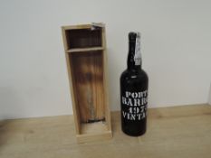 Porto Barros 1978 Vintage, import label present and intact, , rear paper label present, 20.5% vol,