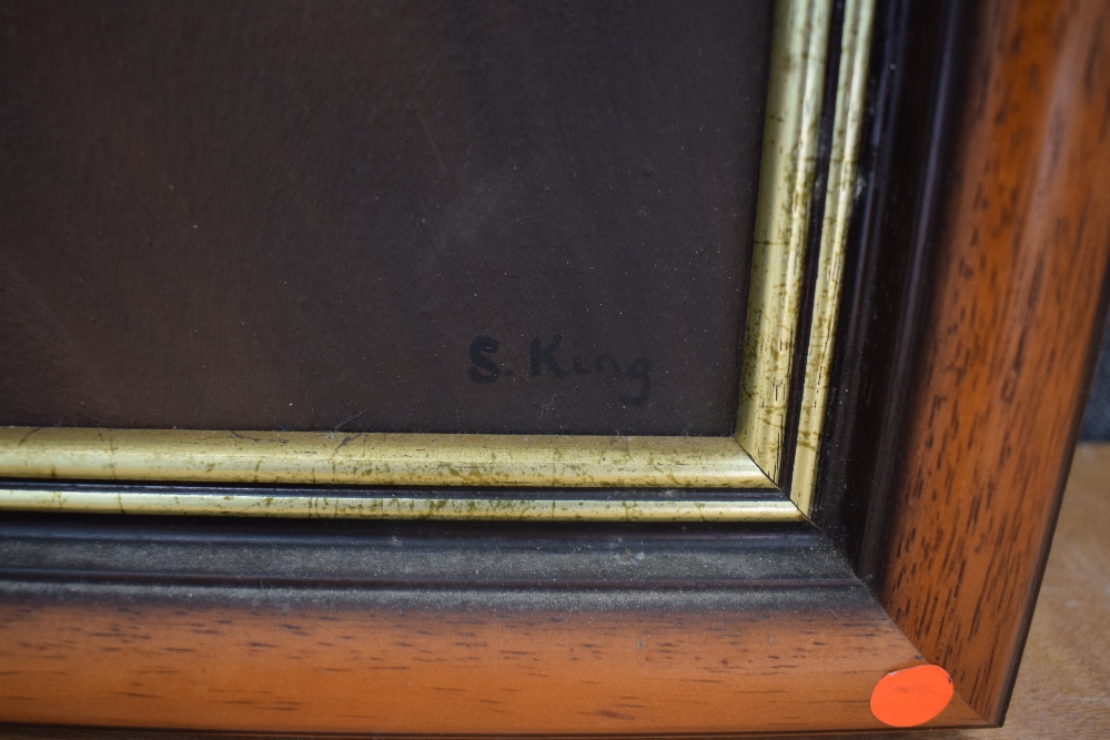 Sheila King (British contemporary) Oil on canvas, 'Des' traditional portrait of a brown spaniel on - Image 4 of 6