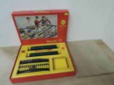 Tri-ang Railways 00 gauge, R3F Suburban Train Set, missing control unit but otherwise complete and