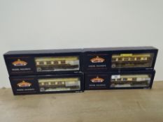 Bachmann 00 gauge Pullman Carriages, 39-300, 39-310, 39-290 and 39-280, very little use, all in