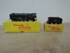 Tri-ang TT Gauge, T97 4-6-2 Britannia Loco & Tender 70000, very little use, in two yellow boxes